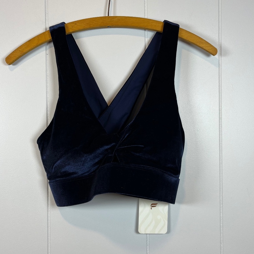 NWT Fabletics Oasis Twist-Front Dark Blue Velour Sports Bra sz M Medium